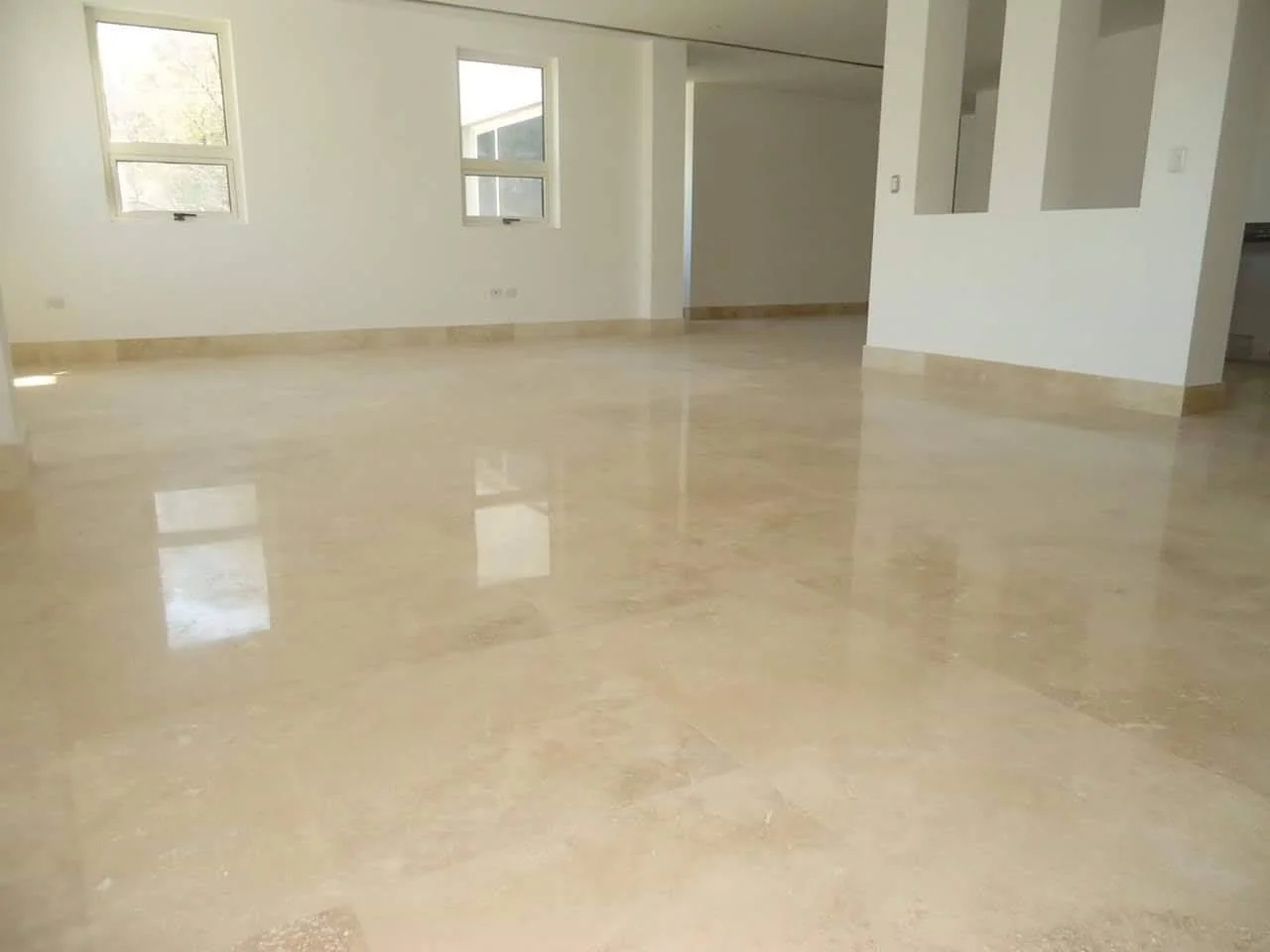 Piso Pulido De Marmol